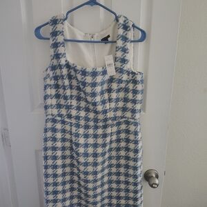 Ann Taylor Blue and White Textured Dress Sz.8 Sheath tank dress square neck line